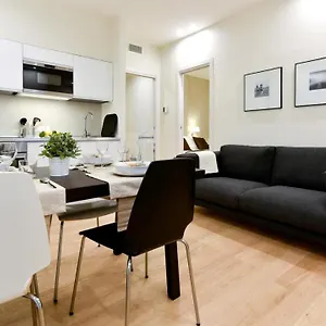  Apartment Dreams Italy