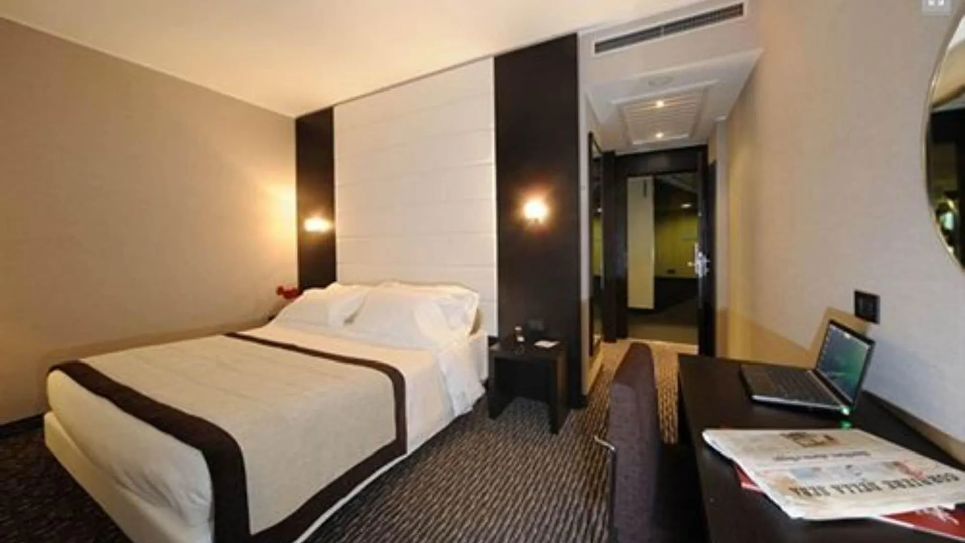 H2C Hotel Milanofiori Assago