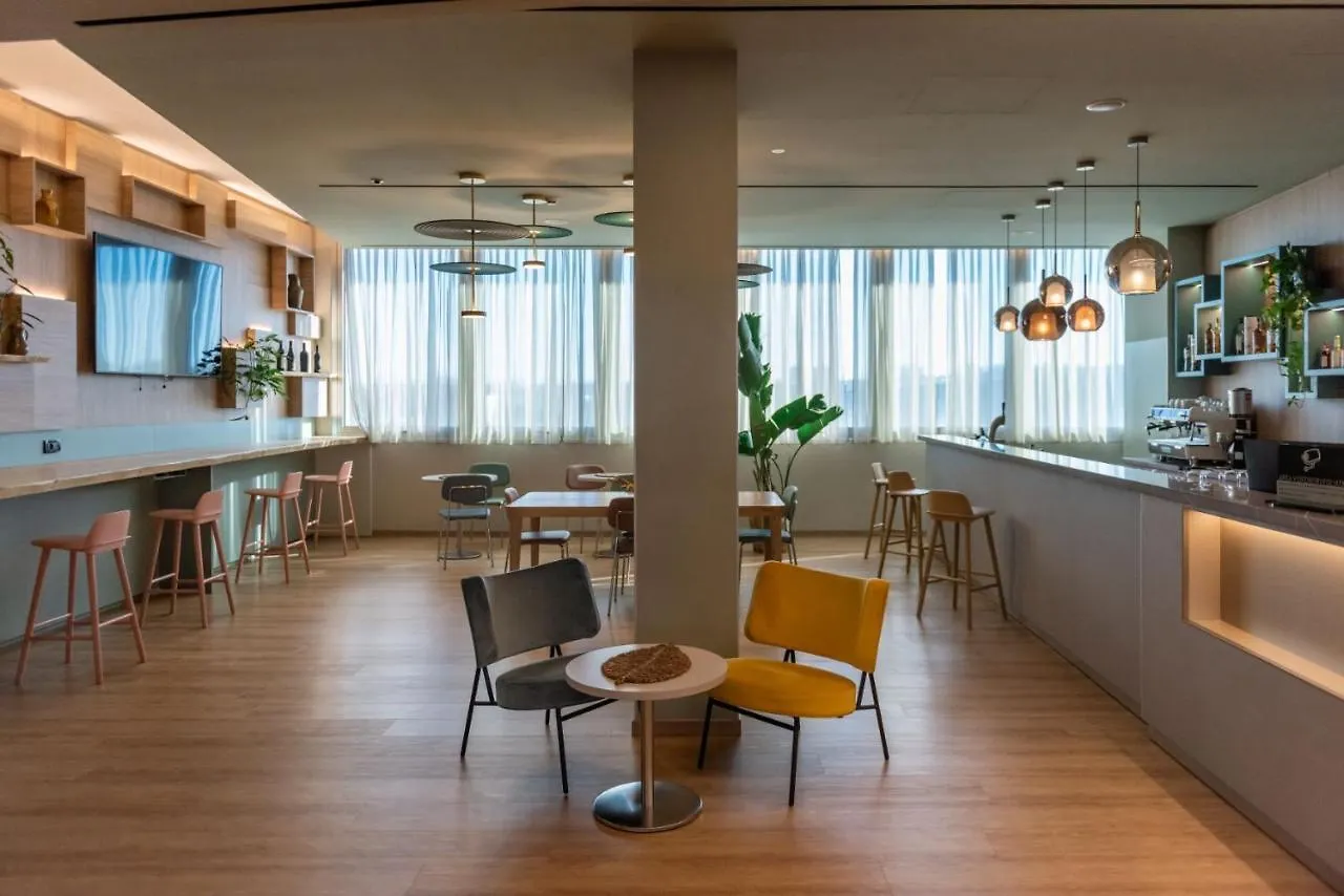 ****  H2C Hotel Milanofiori Assago Italy